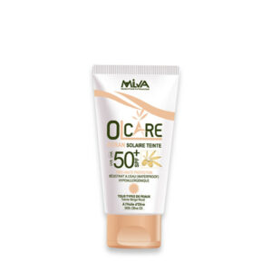 Olcare -crème solaire teintée  SPF50+ de 50ml en teinte beige rosé.